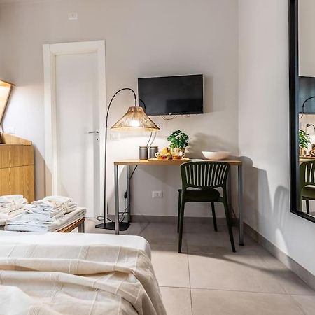 Dafne Room Un'Oasi Romana Per Coppie Luaran gambar